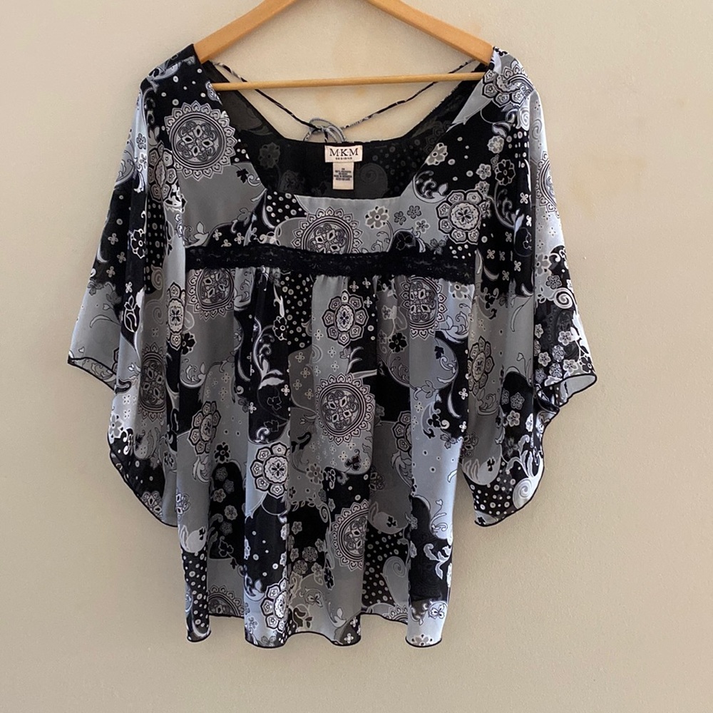 Black and grey Kimono sleeve plus size blouse.